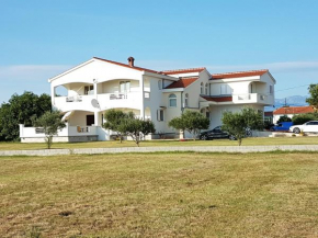 Гостиница Apartments Mrdelja  Врши